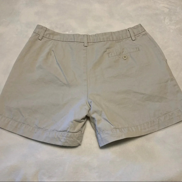 Old Navy Khaki Shorts 6 - Picture 10 of 13